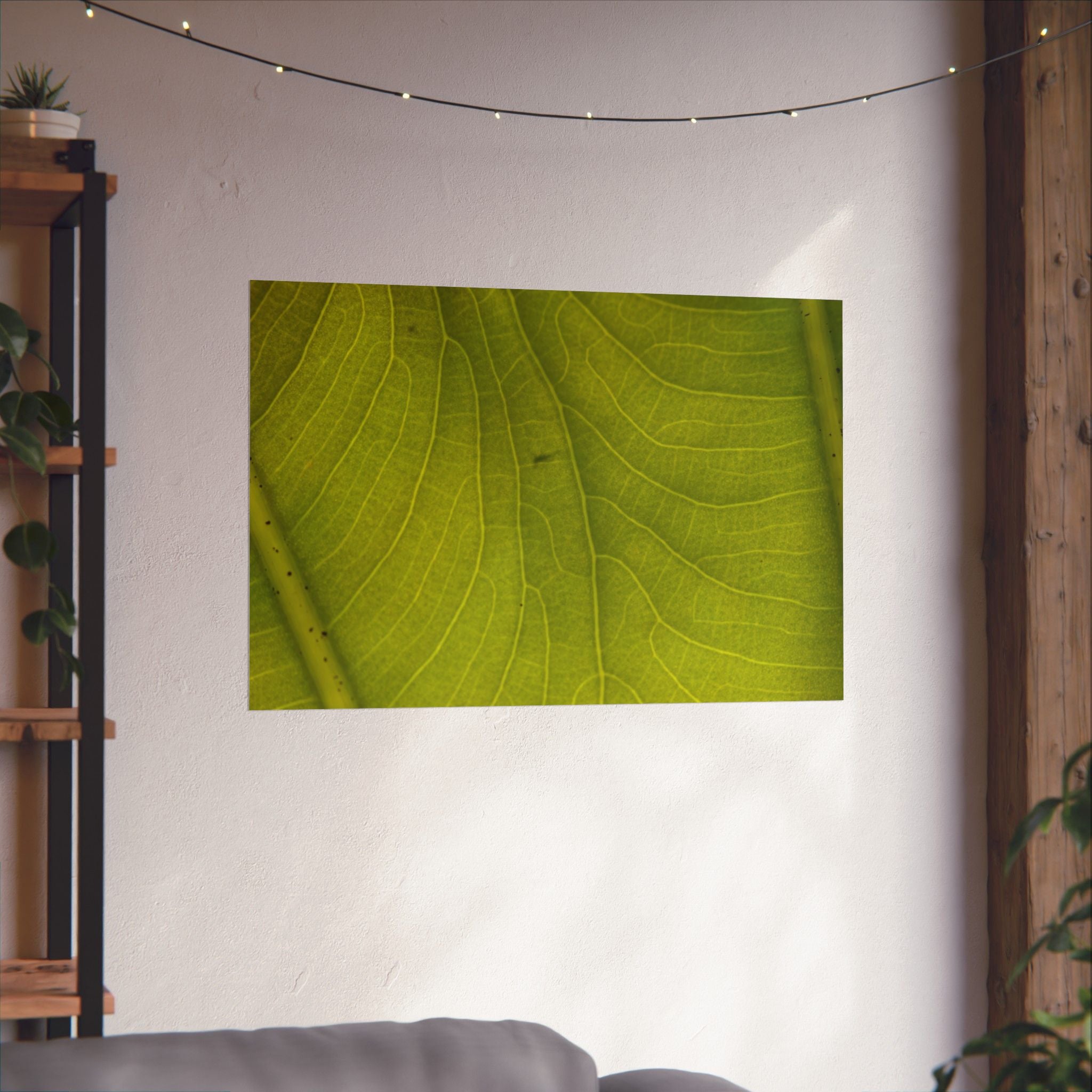 Botanical Leaf Close-Up Matte Poster — Green Nature Wall Art (Horizontal)