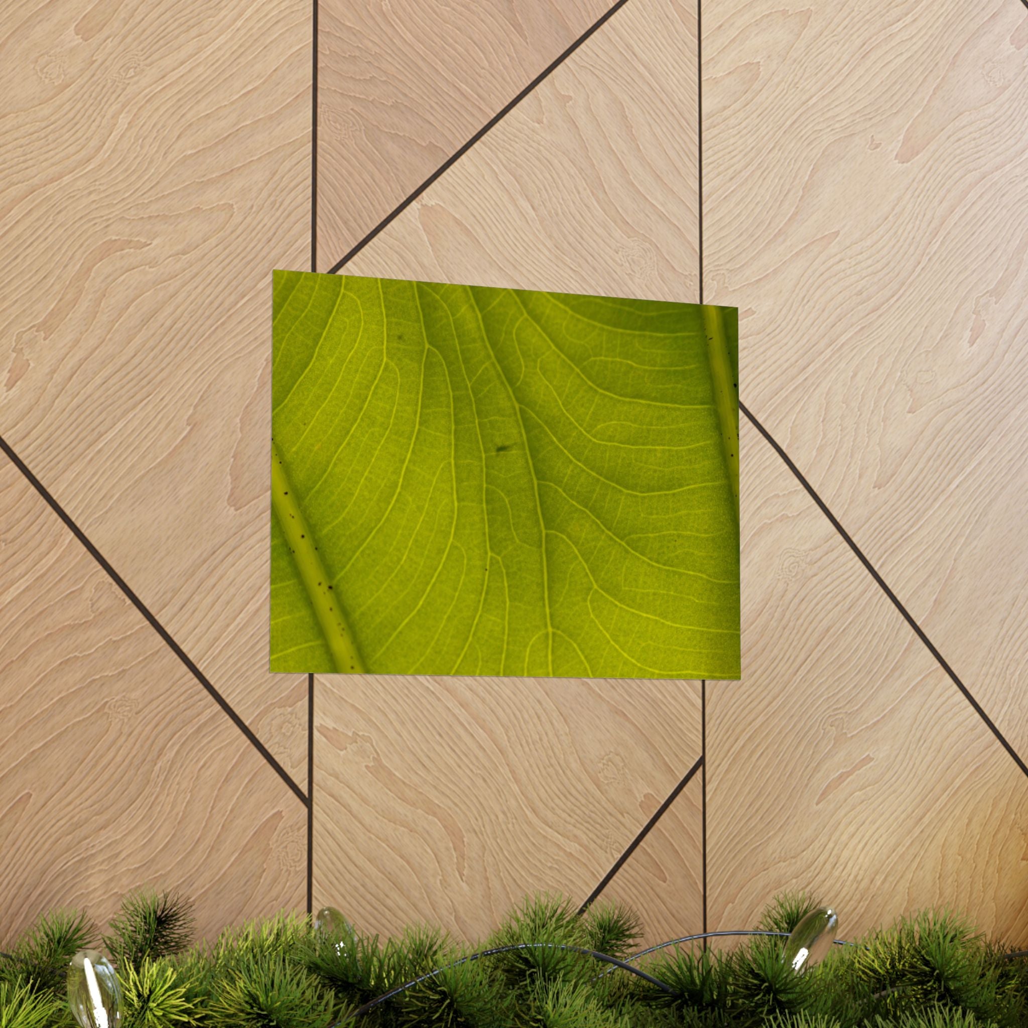 Botanical Leaf Close-Up Matte Poster — Green Nature Wall Art (Horizontal)